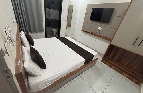 Khatu Hotel | Hotel Shyam Jagat Palace