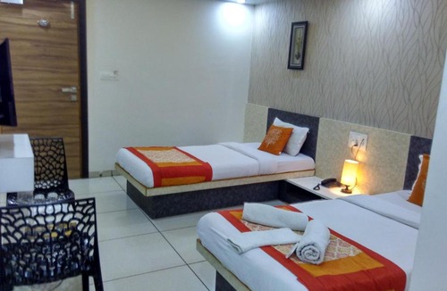Chandkheda Hotel | HOTEL SIGMA INN
