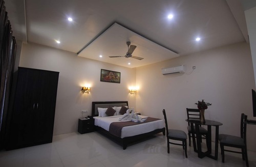 Chhindwara Hotel | Hotel Silver Shine