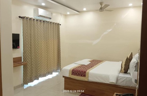 Bhubaneshwar Hotel | HOTEL SJ PRIDE INN