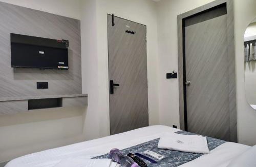 Gandhinagar Hotel | Hotel Sky Dream