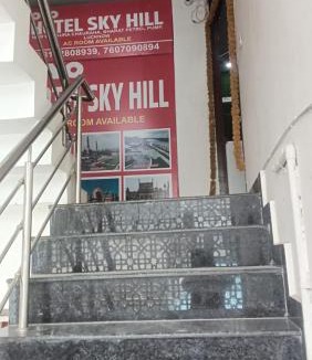 Lucknow Hotel | Hotel SKY Hill