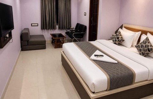 Bhubaneshwar Hotel | Hotel Smile Inn-Next Railway Station