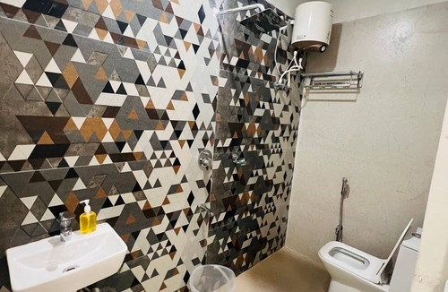 Lucknow Hotel | Hotel SS Royal