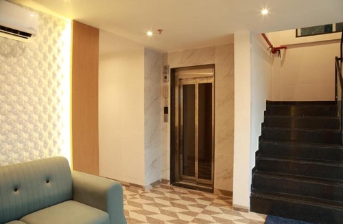Vashi Hotel | Hotel Stayzi Inn