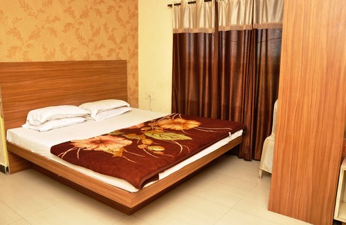 Maharana Pratap Nagar Hotel | Hotel Sudarshan Palace
