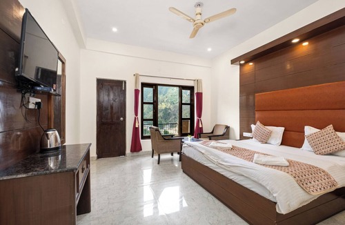 Mussoorie Hotel | Hotel Sun Village by Palm Aryan