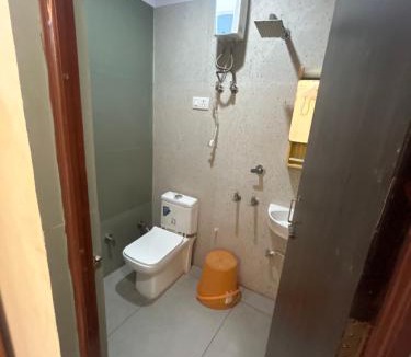 Kanpur Hotel | Hotel sunshine