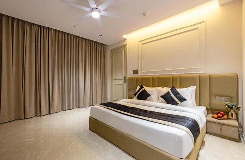 Ghaziabad Hotel | Hotel The Emporio A Elite Near Shaheed Sthal Metro Station