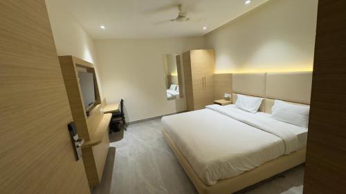 Jhansi Hotel | Hotel The Lotus