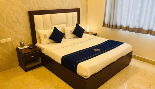 Taj Ganj Hotel | Hotel The Luxury F S Bliss Most Premium Rooms NearTaj Mahal ! Best Stay In Agra