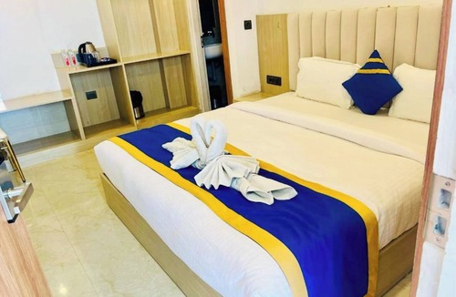 Faizabad Hotel | Hotel The Neelkanth Ayodhya
