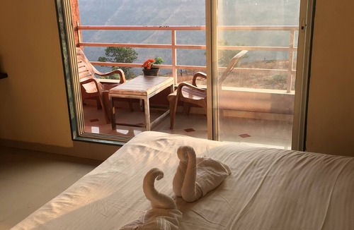 Mahabaleshwar Hotel | Hotel Valleywood