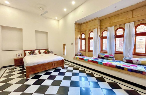 Jaisalmer Hotel | Hotel Vasudev Niwas