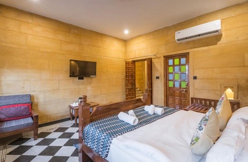 Amar Sagar Pol Hotel | Hotel Vintage Haveli