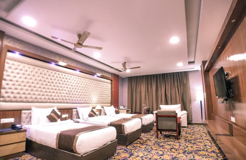 Marhi Hotel | Hotel Vishnu Empire