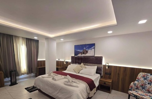 Badrinath Hotel | Hotel Vishnu Sarovar