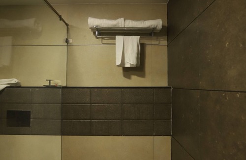 Maninagar Hotel | Hotel White Cloud