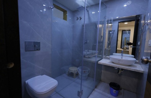 Tirupati Hotel | Hotel Woodside Prestige Tirupati