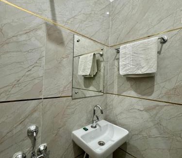 Orchha Hotel | hotelsiyashreeram