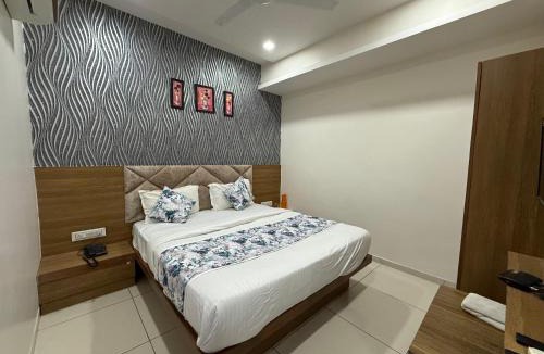 Vadodara Hotel | Hotelsuncity inn