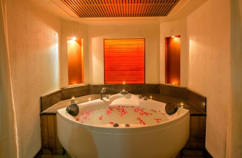 Taj Ganj Hotel | Howard Plaza - The Fern Agra