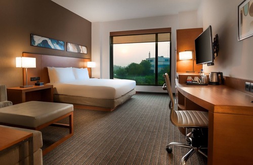 Udyog Vihar Hotel | Hyatt Place Gurgaon Udyog Vihar