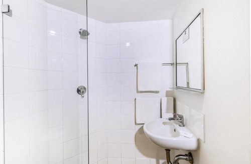 Mascot Hotel | ibis budget Sydney Airport