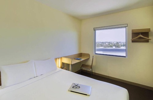 Sydney Olympic Park Hotel | ibis Budget Sydney Olympic Park