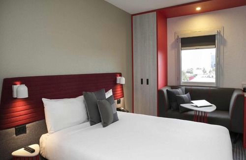 Mascot Hotel | ibis Sydney Airport