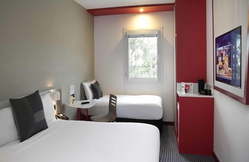 Mascot Hotel | ibis Sydney Airport