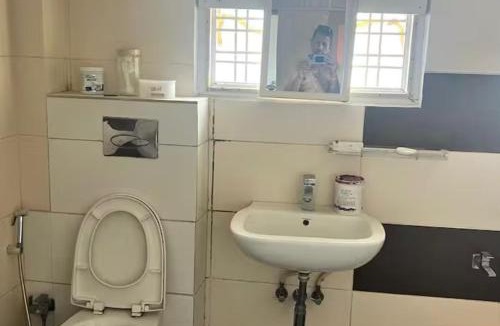 Hyderabad House | Non-AC Room in Cozy Homestay Villa near RGIA