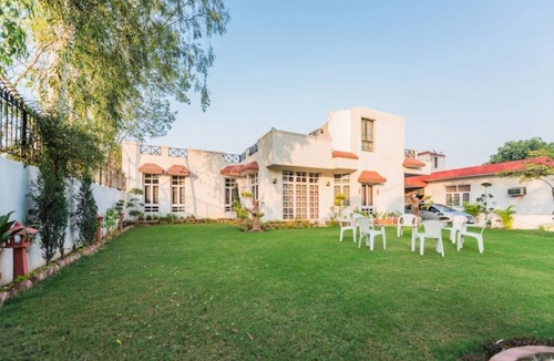 New Delhi House | Independent Villa 2 BHK- Garden, Peaceful, Noise free, Dust free, Pollution free