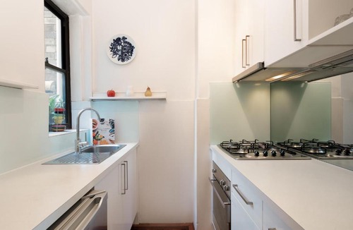 Kings Cross Apartment | Inner-City Art Deco Treasure -Views - WIFI - LOCATION