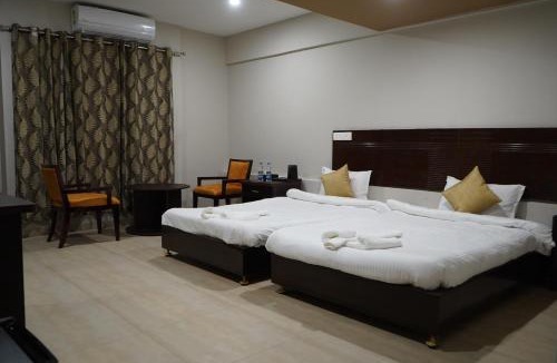 Ahmedabad Hotel | InstaStay Inn
