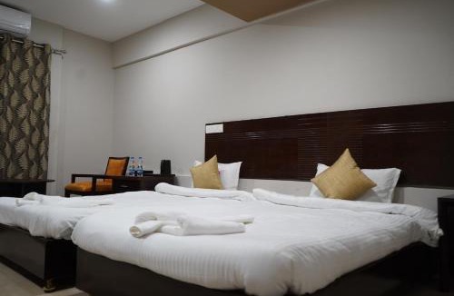 Ahmedabad Hotel | InstaStay Inn