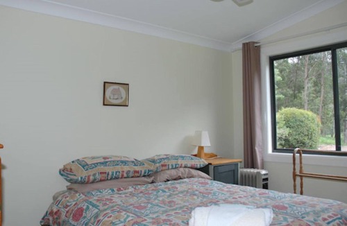 Laguna House | Ipakey Cottage - Laguna Getaway