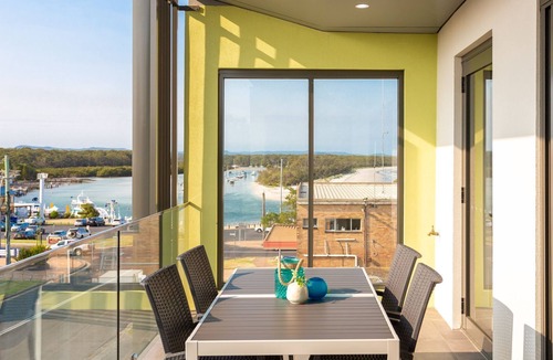 Huskisson Apartment | Ishtar Apartment 9 by Book Jervis Bay - Best Water Views