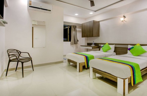 Vashi Hotel | Itsy Hotels Kings Inn Vashi