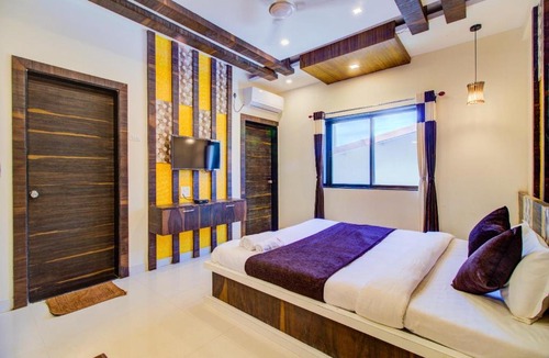 Bhilar House | Jackdaws 10 BHK Lavish & Luxurious Villa
