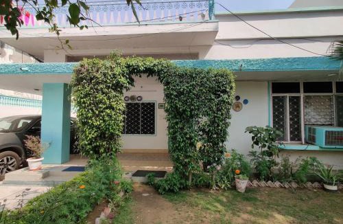Keshav Nagar Bed & Breakfast | Jai Vilas - A heritage Stay