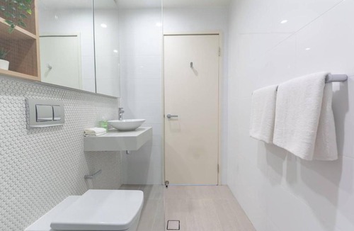 Wentworth Point Apartment | Japanese Style waterfront apt wt rooftop pool