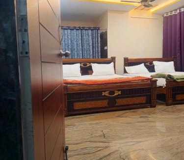 Bhadrachalam Apartment | Jaya SriRama Lodge