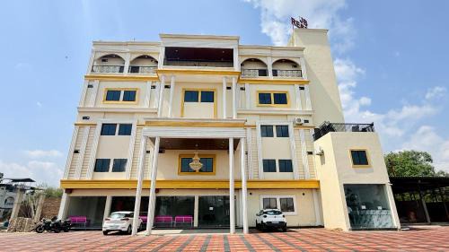 Mhow Hotel | JB Resort