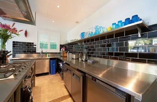 Bondi Beach Villa | Jet Flamingo:The Surfhouse