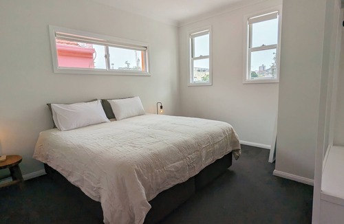 Bondi Beach Villa | Jet Flamingo:The Surfhouse