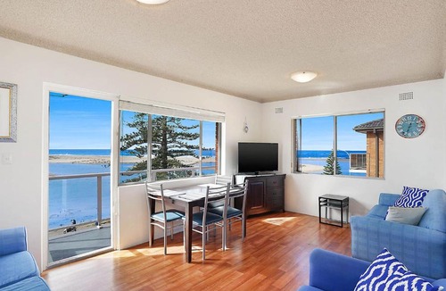 The Entrance House | Jewel Court Unit 18