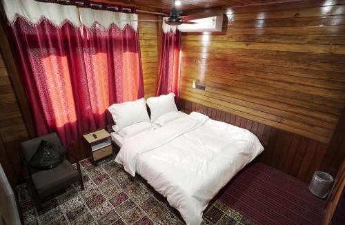 Srinagar House | Jibi’s Home Stay