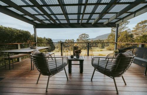 Kangaroo Valley House | Jimmys Cabin - Kangaroos, Kookaburras, sleeps 4!