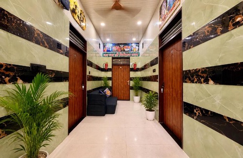 Mathura Hotel | JSRInn
